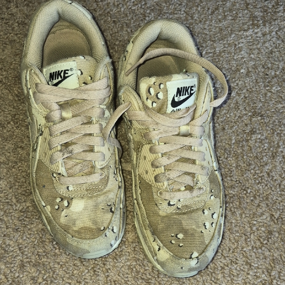 Nike Beige Camo Air Max
